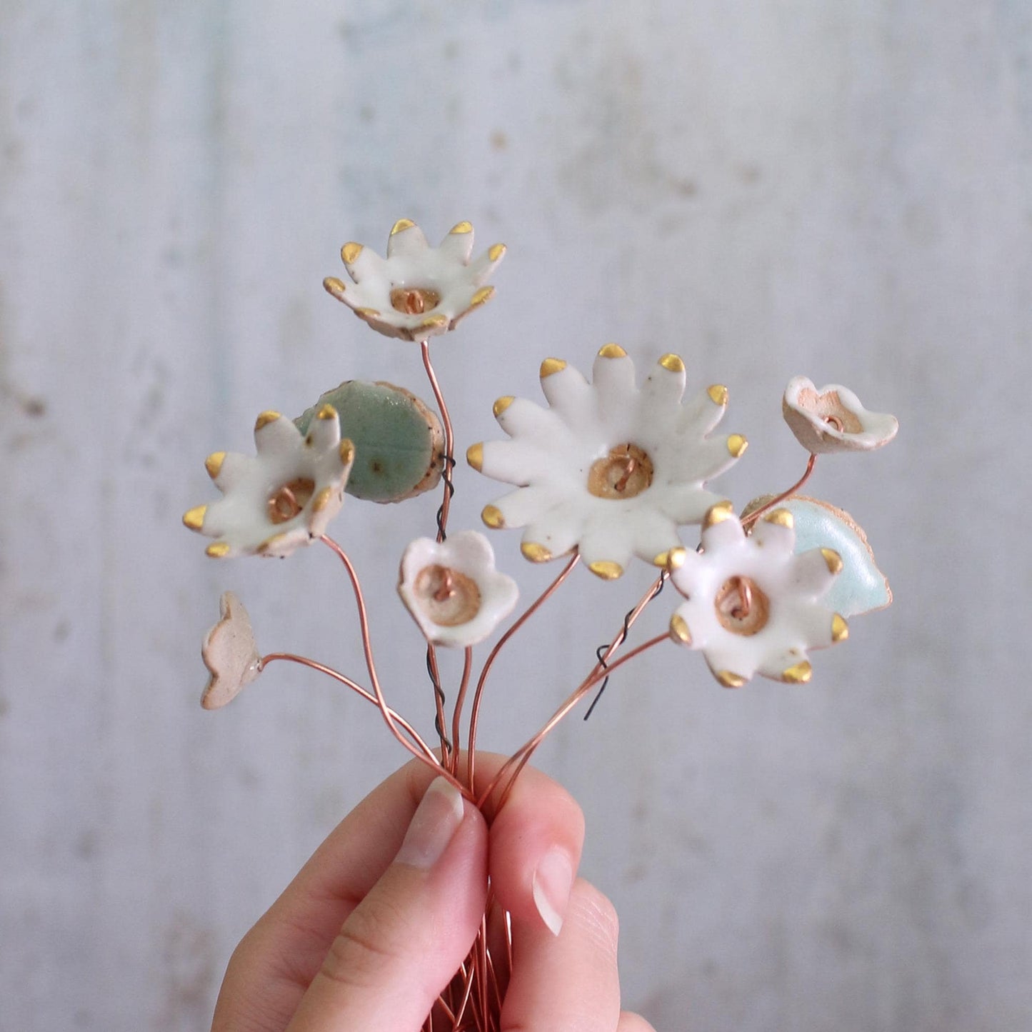 White and Gold Ceramic Flower Bouquet Small
