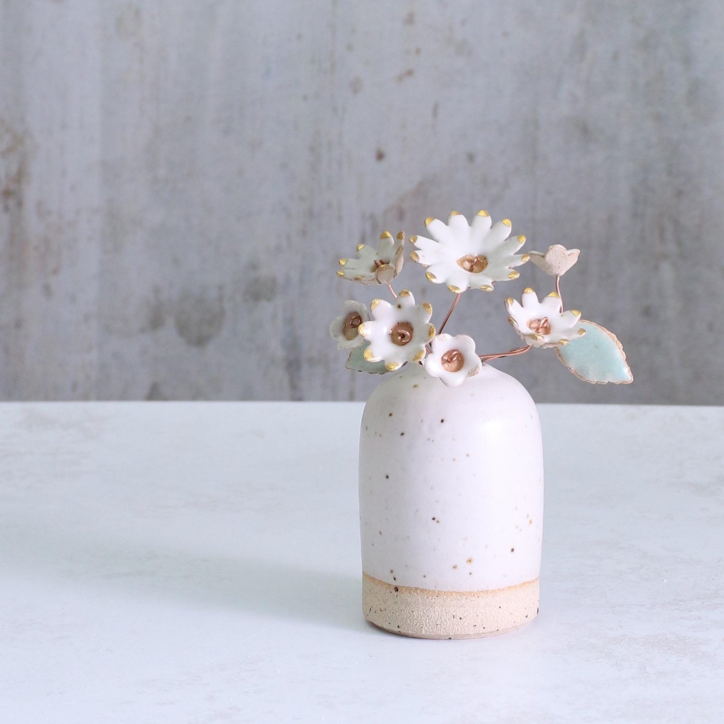 White and Gold Ceramic Flower Bouquet Small