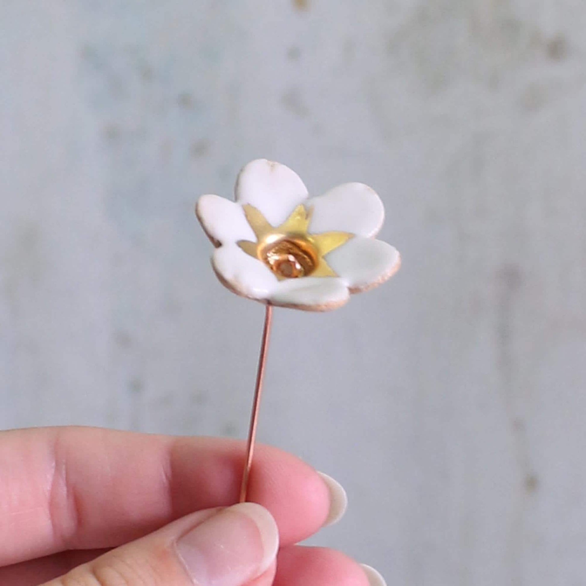 Gold Detail Ceramic Flower Stems